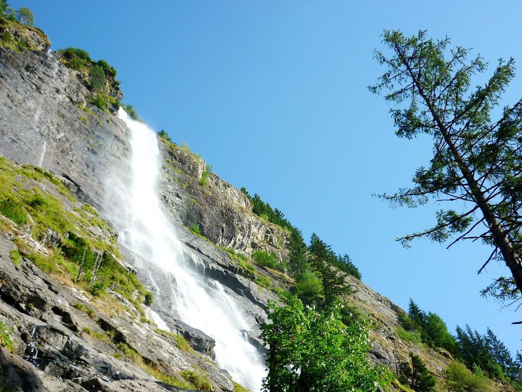 Résidence Prestige Odalys La Cascade - Les Epinettes Vaujany Exterior foto